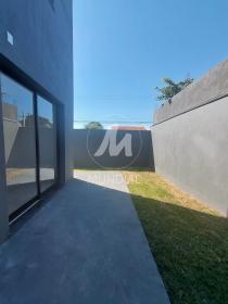 14 - Quintal/corredores