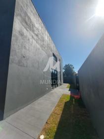 16 - Quintal/corredores