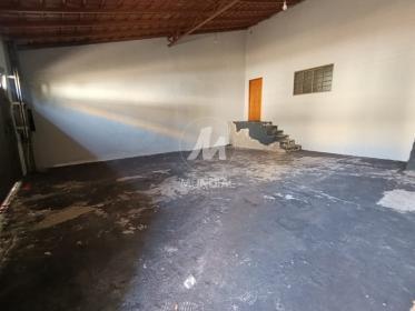 9 - Garagem/estacionamento