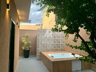 17 - Jacuzzi