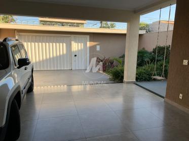 18 - Garagem/estacionamento