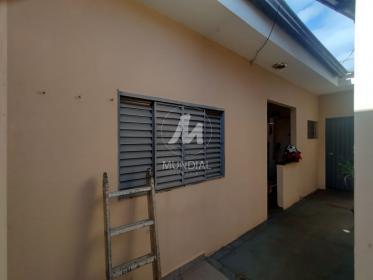 11 - Edicula