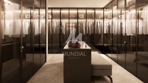 28 - Closet