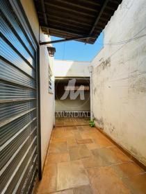 14 - Quintal/corredores