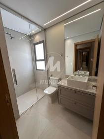12 - Suite