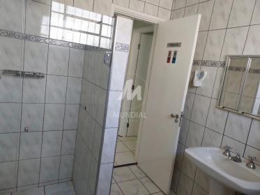 8 - Banheiro/lavabo