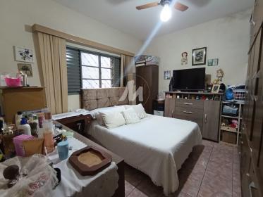 9 - Dormitorio