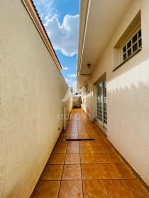17 - Quintal/corredores