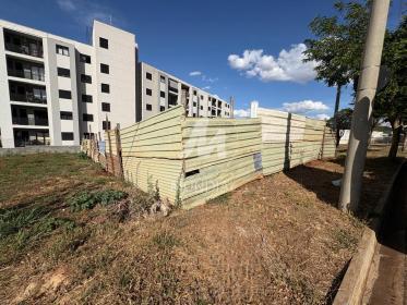 2 - Terreno/Lote