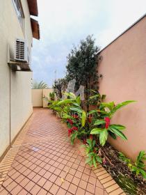 38 - Quintal/corredores