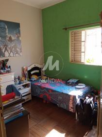 10 - Dormitorio