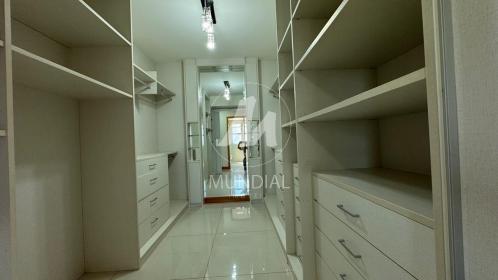 8 - Closet