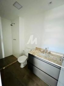12 - Suite