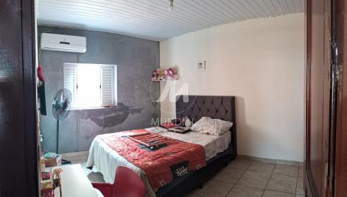 12 - Dormitorio