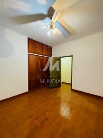 13 - Dormitorio