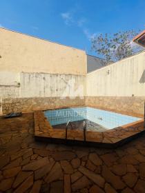 22 - Piscina