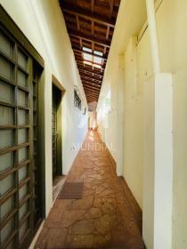 24 - Quintal/corredores