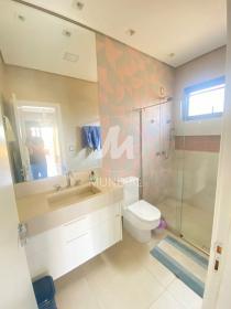 27 - Banheiro/lavabo