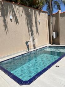 7 - Piscina