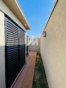 28 - Quintal/corredores