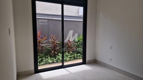23 - Suite