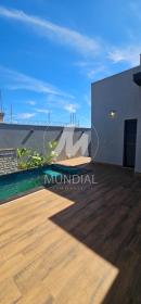 17 - Piscina
