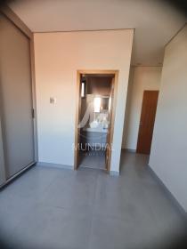 21 - Dormitorio
