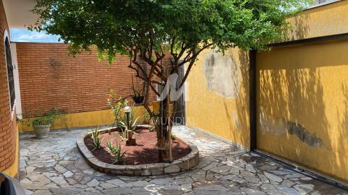 2 - Quintal/corredores