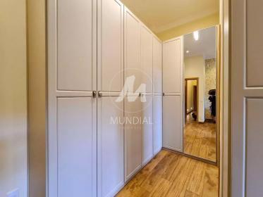 6 - Closet