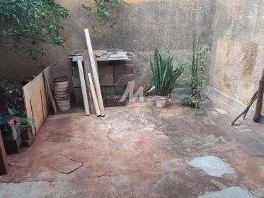 10 - Quintal/corredores