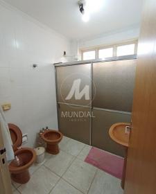 4 - Suite