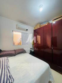 12 - Dormitorio