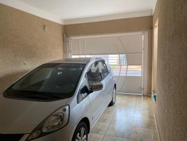 2 - Garagem/estacionamento