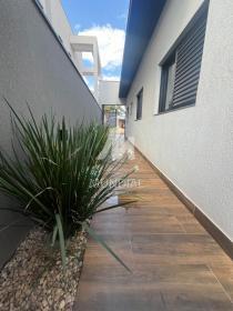 18 - Quintal/corredores