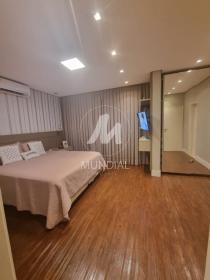10 - Suite
