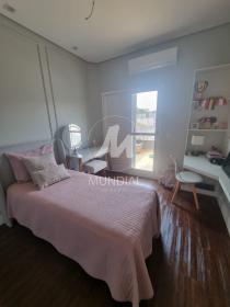18 - Dormitorio