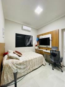 14 - Suite