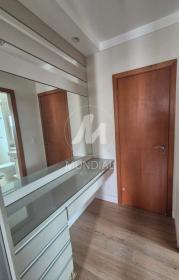18 - Suite
