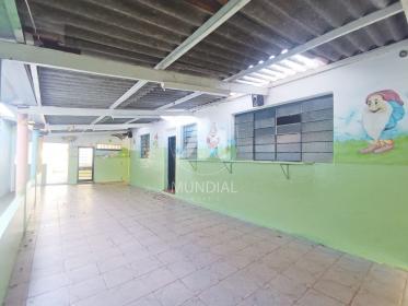 11 - Quintal/corredores