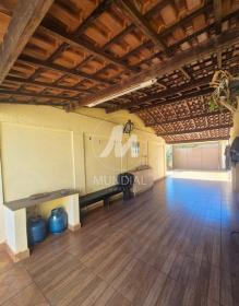 27 - Garagem/estacionamento