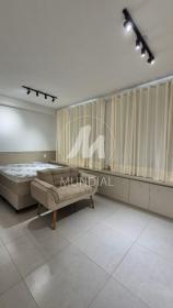 4 - Suite