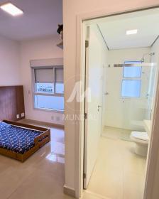 40 - Suite