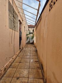 23 - Quintal/corredores