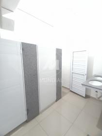 13 - Banheiro/lavabo