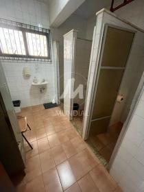 13 - Banheiro/lavabo