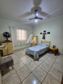 10 - Dormitorio