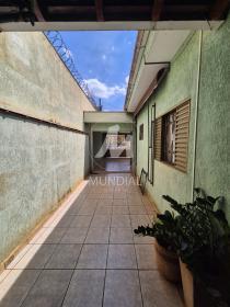 16 - Quintal/corredores