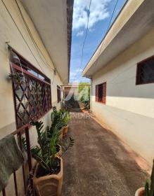 24 - Quintal/corredores