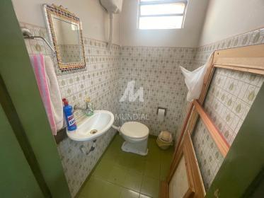 13 - Banheiro/lavabo