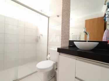 13 - Banheiro/lavabo